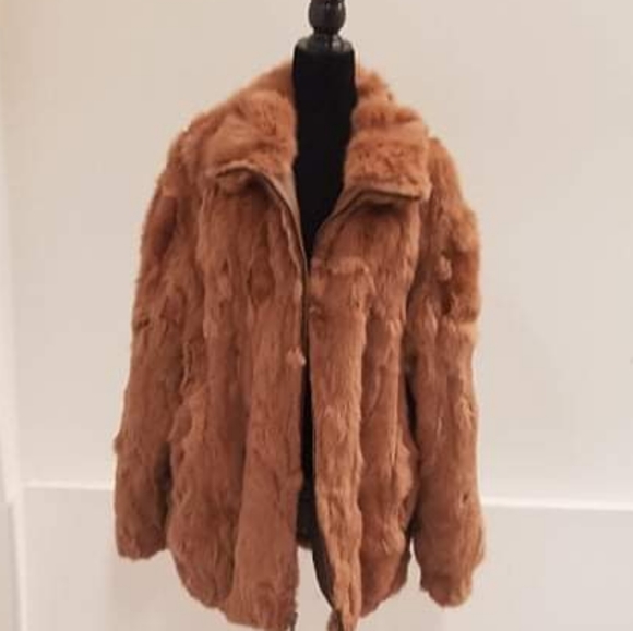 RABBIT 🐇 FUR - Picture 1 of 7